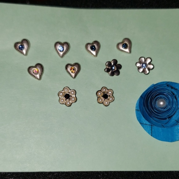 Jewelry - Set of Earrings
